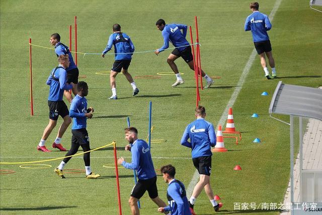 2026年匹克球巡回赛西宁站比赛打响